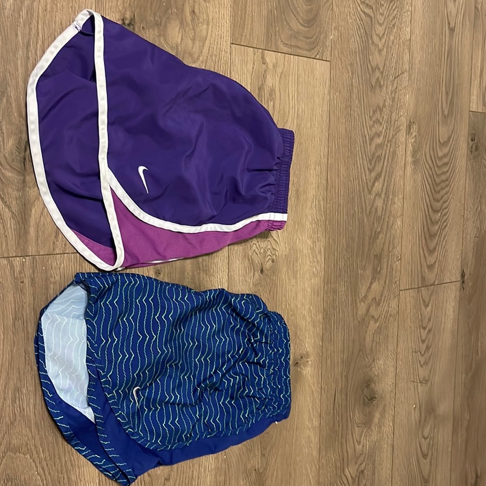 NIKE SHORTS